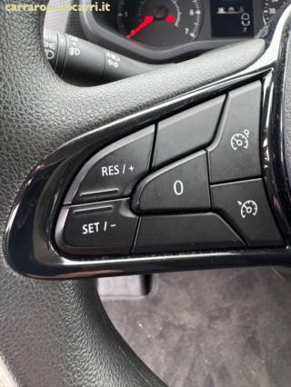 NISSAN Primastar usata, con Gancio traino