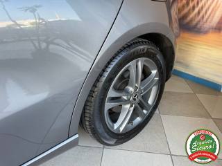 MERCEDES-BENZ A 180 usata, con Tettuccio apribile