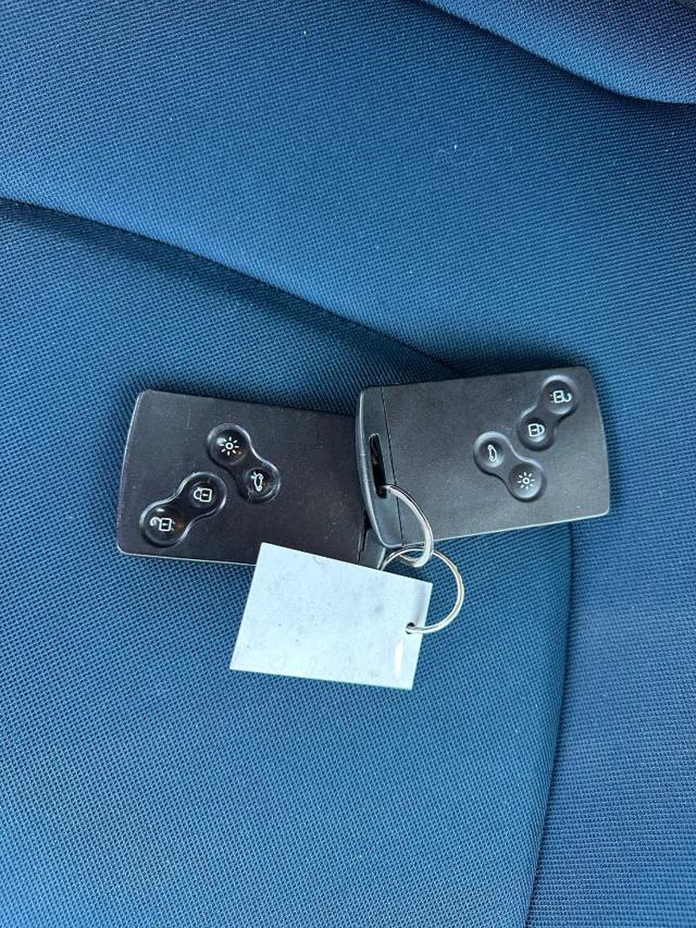 RENAULT Captur usata, con Sensori di parcheggio posteriori