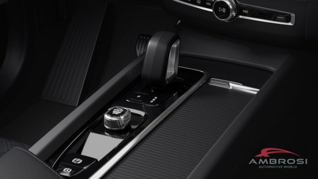 VOLVO XC60 usata 13
