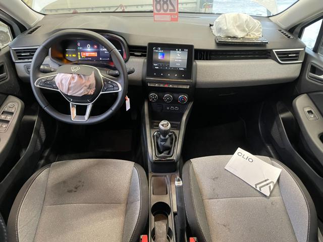 RENAULT Clio usata, con Park Distance Control