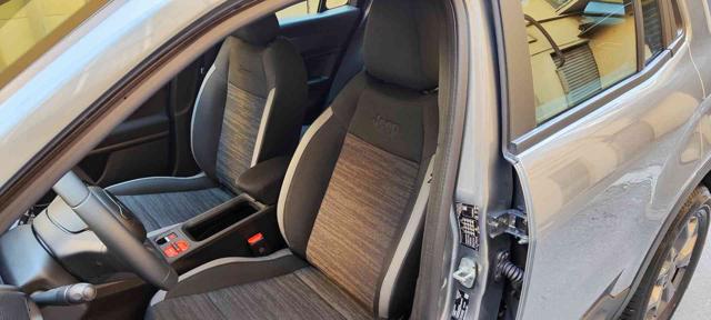 JEEP Avenger usata, con Sedile posteriore sdoppiato