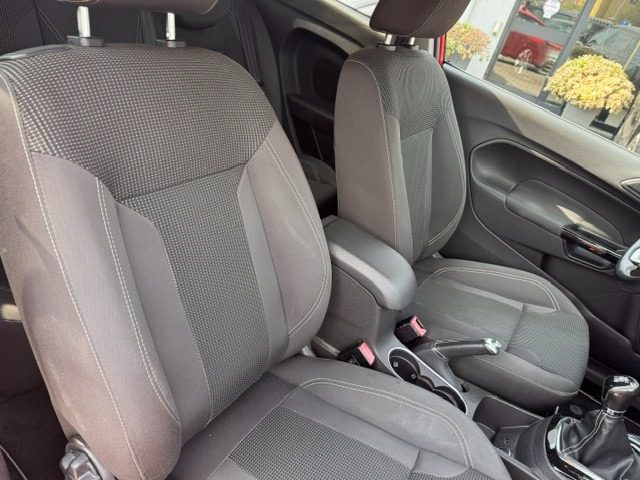 FORD Fiesta usata, con Climatizzatore