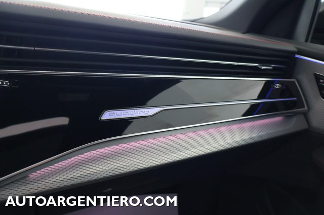 AUDI Q8 usata, con Park Distance Control