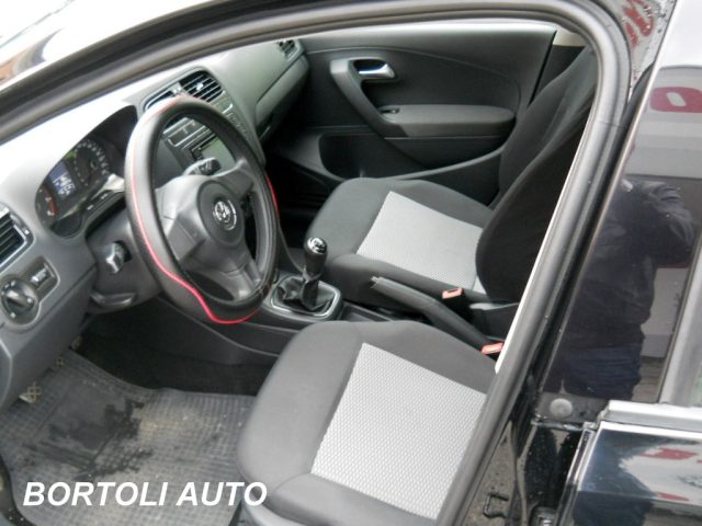 VOLKSWAGEN Polo usata, con Autoradio