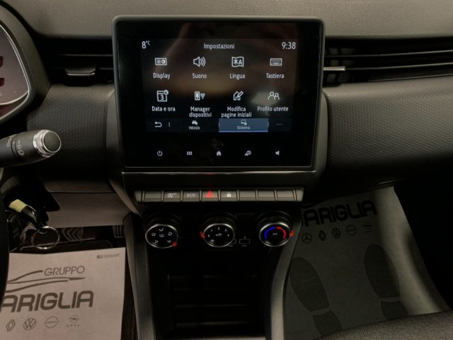RENAULT Clio usata, con USB