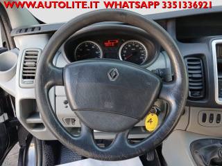 RENAULT Trafic usata, con Gancio traino