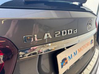 MERCEDES-BENZ GLA 200 usata, con Chiusura centralizzata