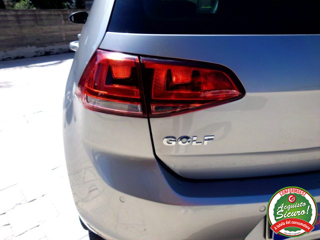 VOLKSWAGEN Golf usata, con Luci diurne