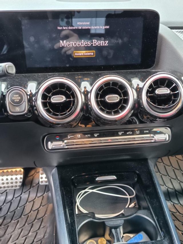 MERCEDES-BENZ GLA 200 usata, con Airbag laterali