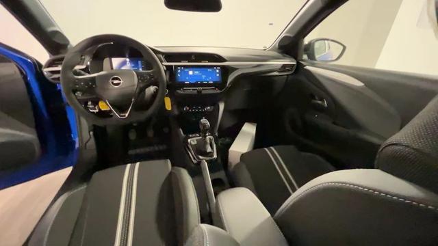 OPEL Corsa usata, con Autoradio