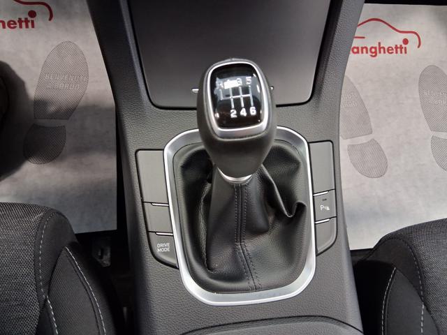 HYUNDAI i30 usata, con Sensori di parcheggio posteriori