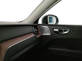 VOLVO XC60 usata, con Portellone posteriore elettrico