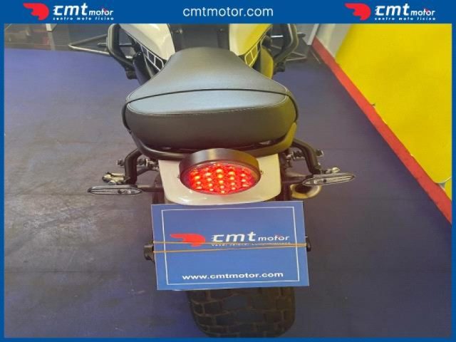 YAMAHA XSR 700 usata 14