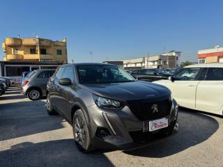 PEUGEOT 2008 usata, con Airbag laterali