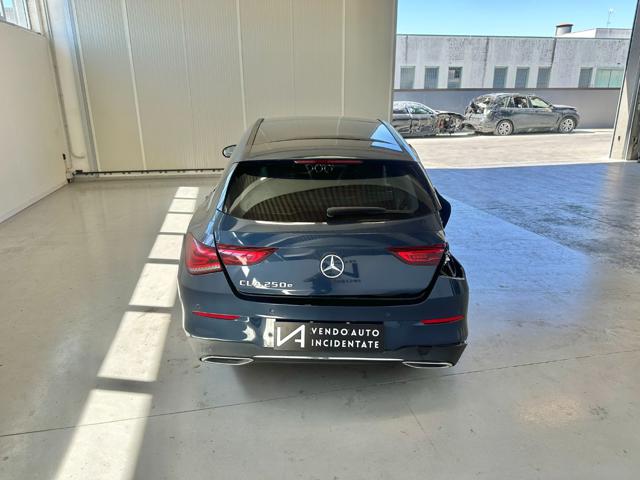 MERCEDES-BENZ CLA 250 usata, con Autoradio