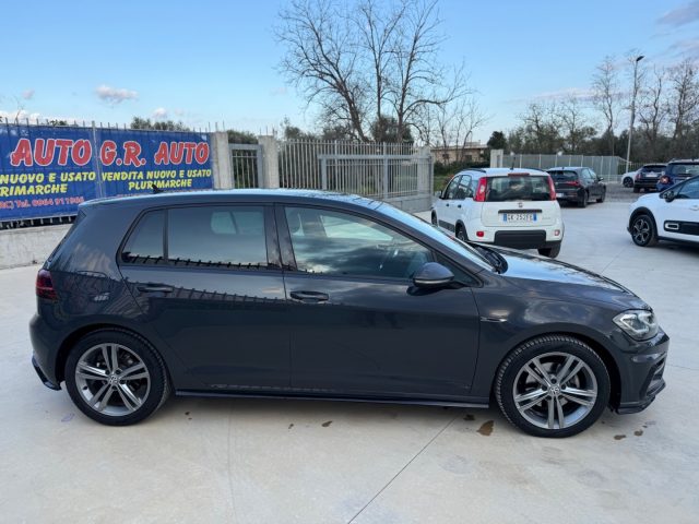 VOLKSWAGEN Golf usata, con Autoradio