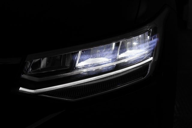 VOLKSWAGEN Tiguan usata, con Fari LED