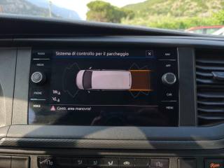 VOLKSWAGEN Caravelle usata 19