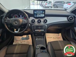 MERCEDES-BENZ GLA 200 usata, con Controllo automatico clima