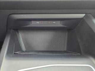 VOLKSWAGEN Golf usata, con Fari bi-xeno