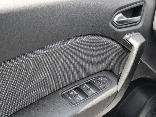 RENAULT Captur usata, con Volante multifunzione
