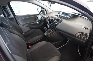 LANCIA Ypsilon usata 23