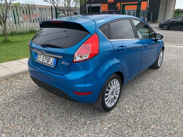 FORD Fiesta usata, con Alzacristalli elettrici