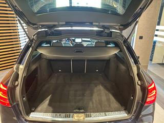 MERCEDES-BENZ C 220 usata, con Fendinebbia