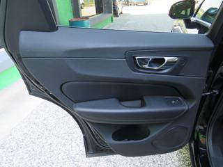 VOLVO XC60 usata, con Sedile posteriore sdoppiato