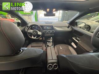 MERCEDES-BENZ GLA 200 usata, con Fari LED