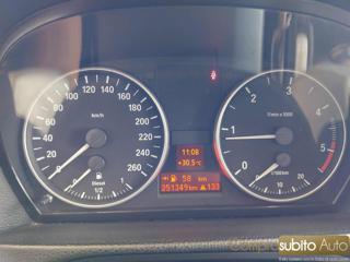 BMW 318 usata, con Fari Xenon