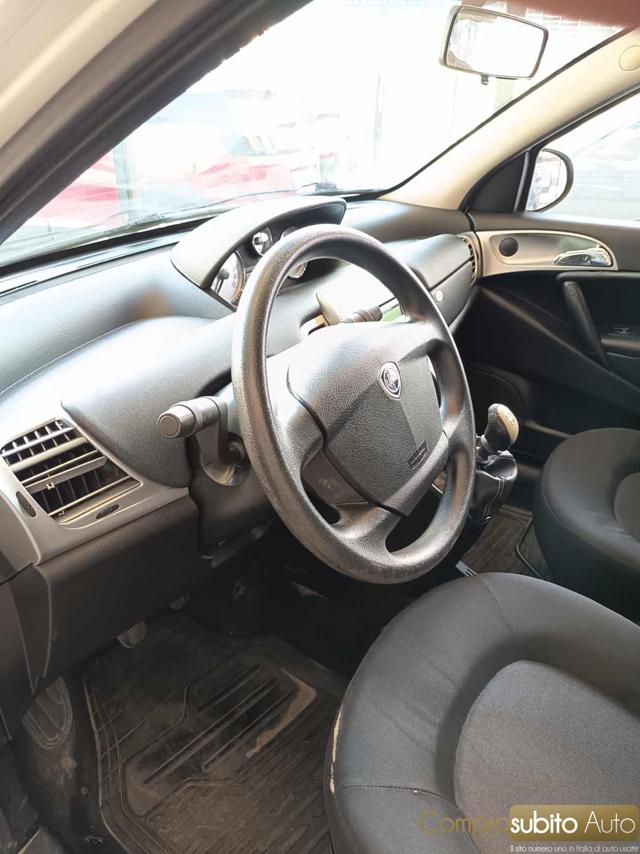 LANCIA Ypsilon usata 12