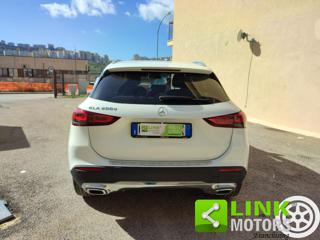 MERCEDES-BENZ GLA 200 usata, con Autoradio