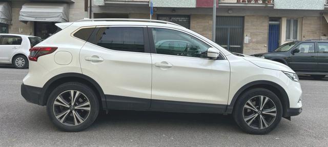 NISSAN Qashqai usata, con Park Distance Control