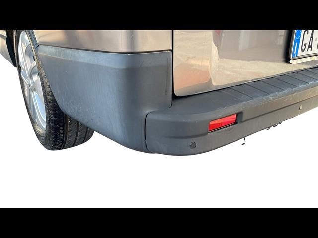 RENAULT Trafic usata 13