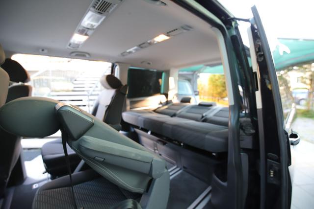 VOLKSWAGEN Multivan usata, con Climatizzatore automatico, 2 zone