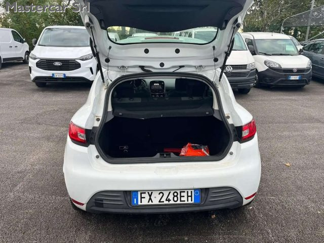 RENAULT Clio usata, con Volante multifunzione