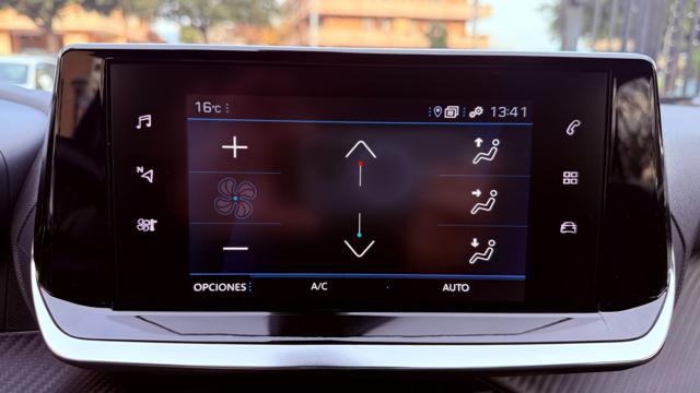 PEUGEOT 2008 usata, con Cronologia tagliandi