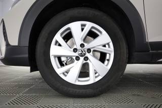 VOLKSWAGEN Taigo usata 8