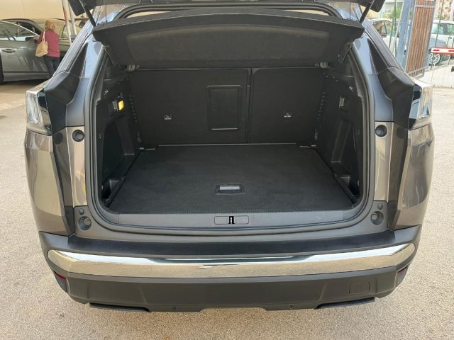 PEUGEOT 3008 usata, con Climatizzatore