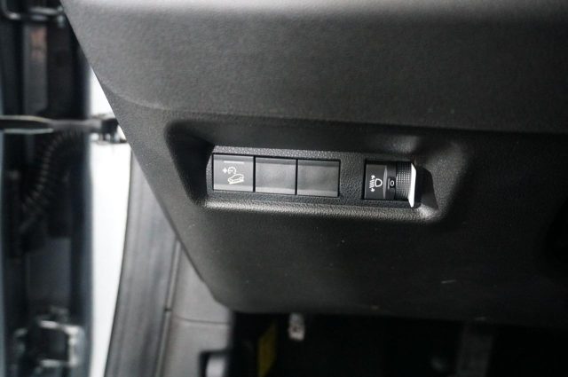 JEEP Avenger usata, con Portellone posteriore elettrico
