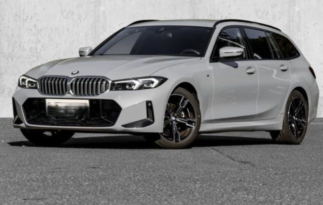 BMW 320 usata, con Apple CarPlay