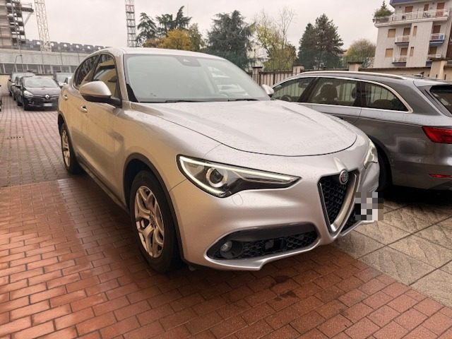 ALFA ROMEO Stelvio usata, con Airbag laterali