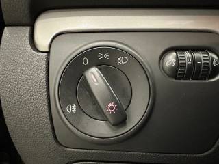 VOLKSWAGEN Golf usata, con Isofix