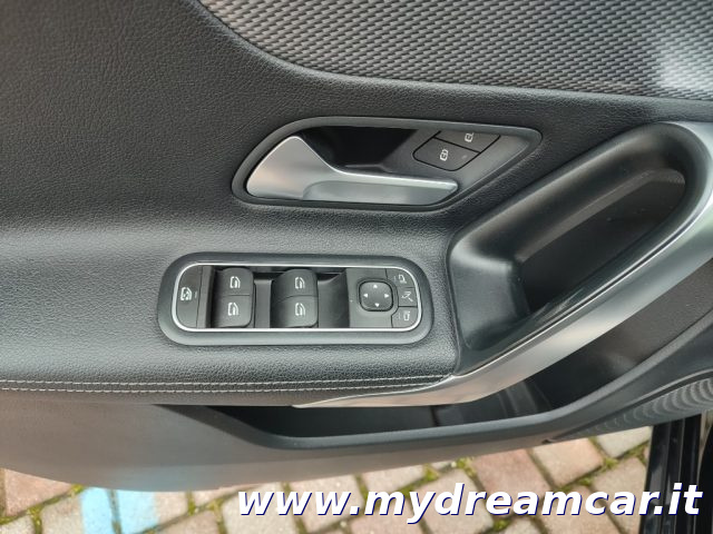 MERCEDES-BENZ A 180 usata 28