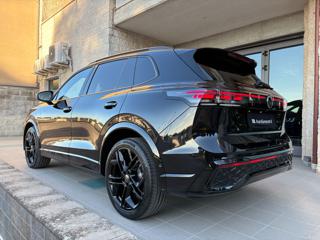 VOLKSWAGEN Tiguan usata, con Autoradio