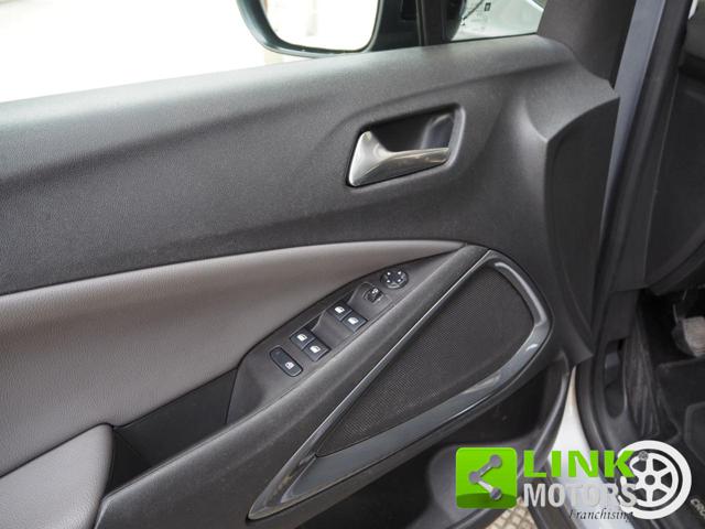 OPEL Crossland X usata, con Telecamera per parcheggio assistito
