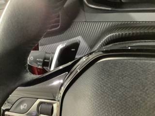 PEUGEOT 2008 usata, con Sensore di luce