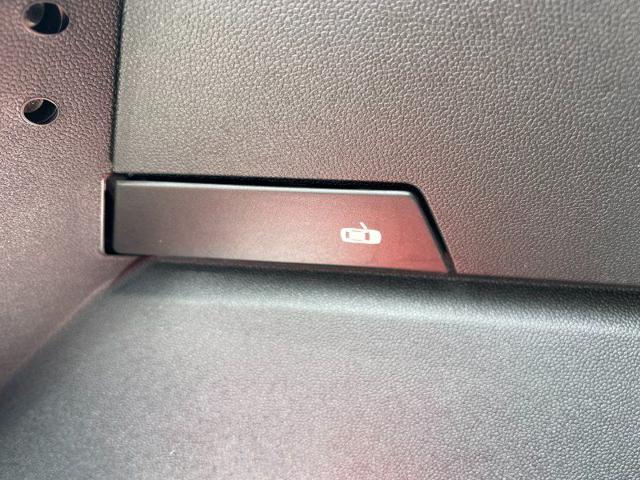 BMW iX usata, con 360° camera